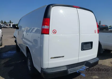 2023 Chevrolet Express Cargo Rwd 2500 Regular Wheelbase Wt from USA, damaged, VIN 1GCWGAFP9P1211380